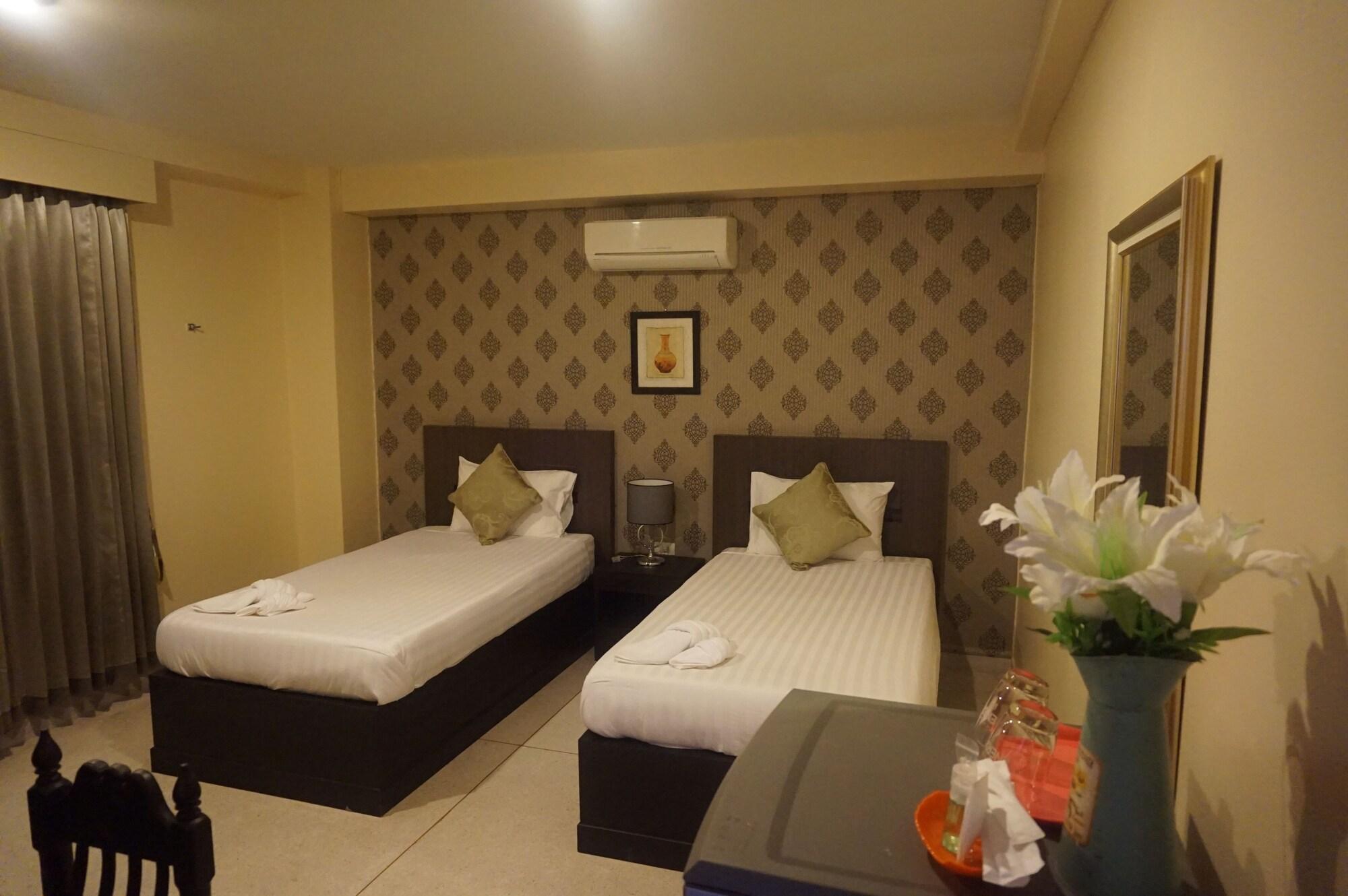 Metro Residence Surin Εξωτερικό φωτογραφία